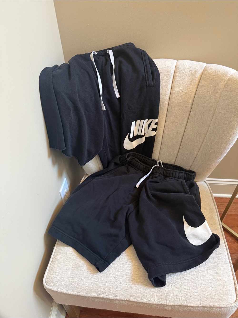 Nike Mens Black Logo Shorts